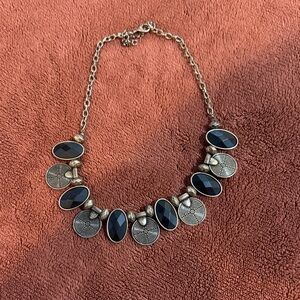 Elegant Black and Gold Short Necklace